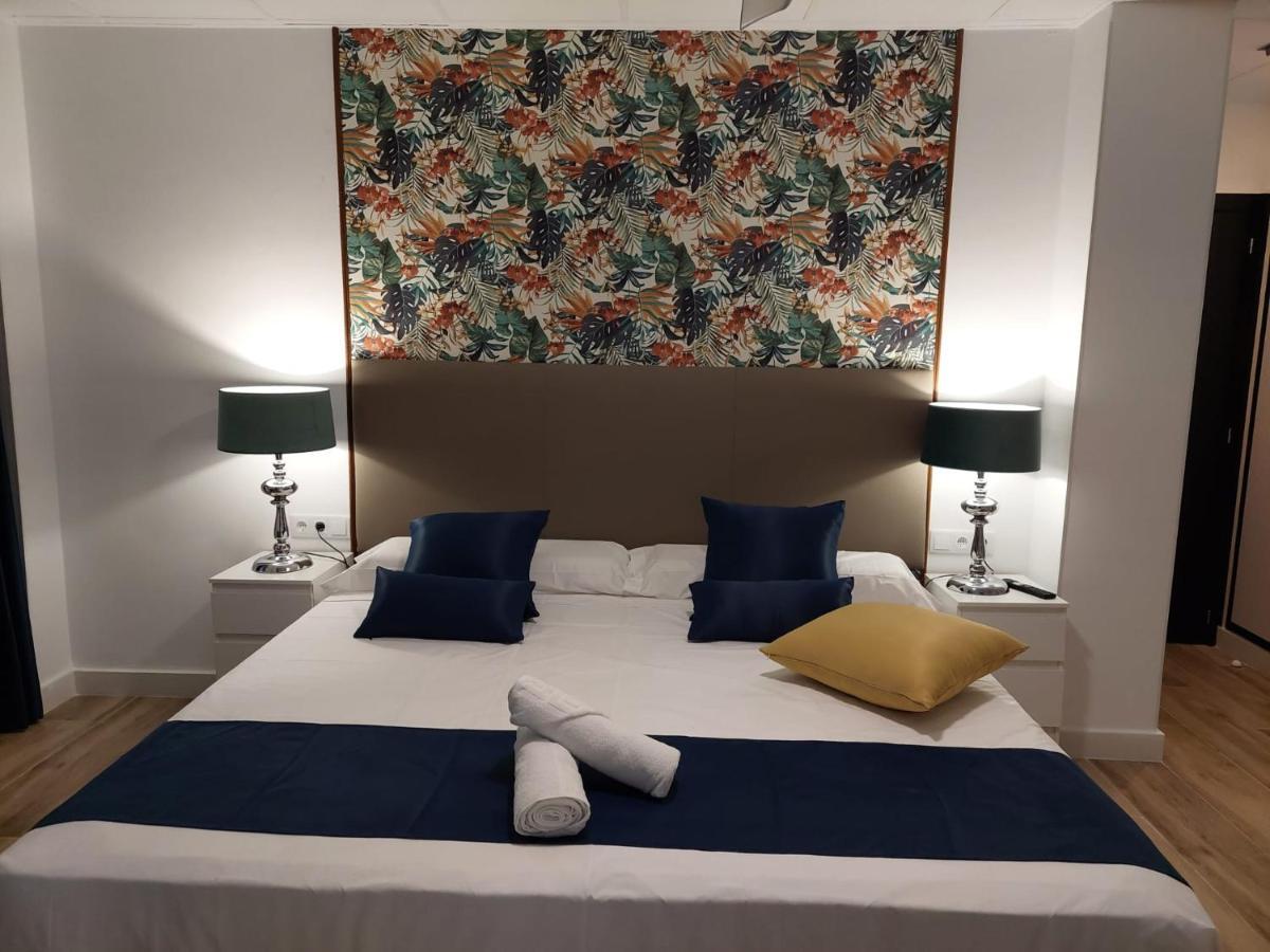 Garden Rous Hotel
